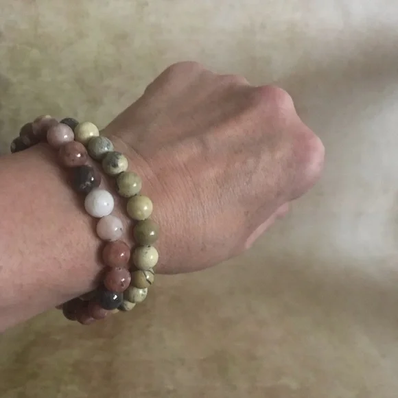 Agate Beads Bracelets - Picture 4 of 6